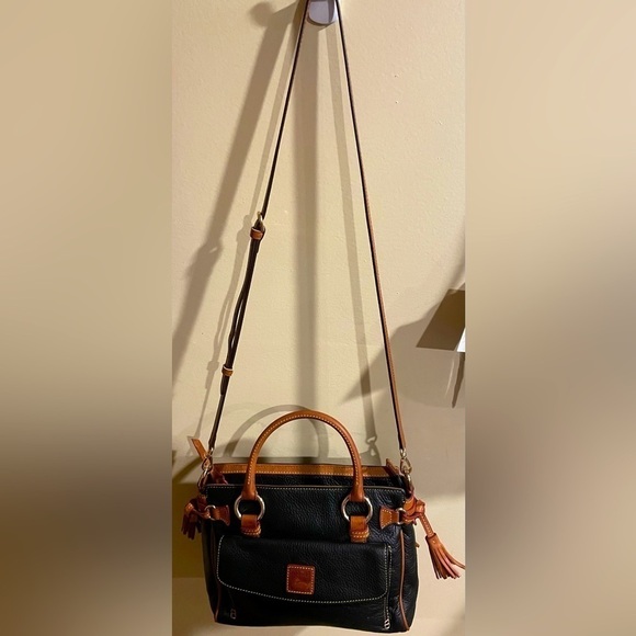 Dooney & Bourke Handbags - Dooney & Bourke Leather Black &Tan Leather Satchel/Crossbody